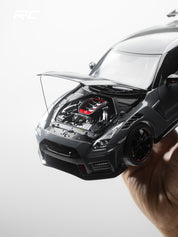 MOTORHELIX 1:18 日产 GT-R NISMO (R35) 特别版 2022 NISMO 隐形灰