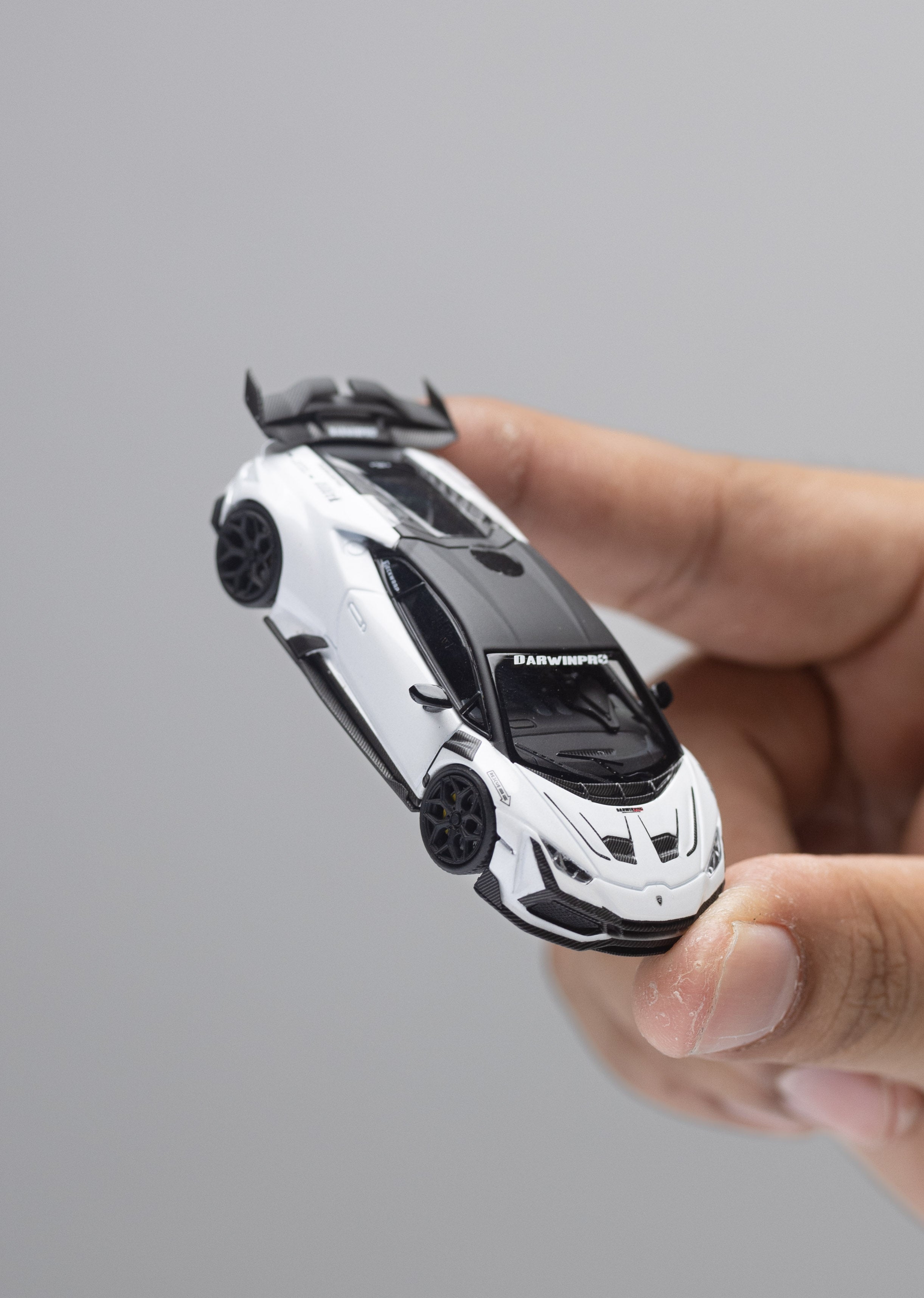 King Model 1:64 飓风 Huracan DarwinPRO "莉莉丝" Lilith WBK 金属白
