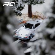 保时捷911 Carrera RS 2.7 大奖赛白车身配蓝色拉花