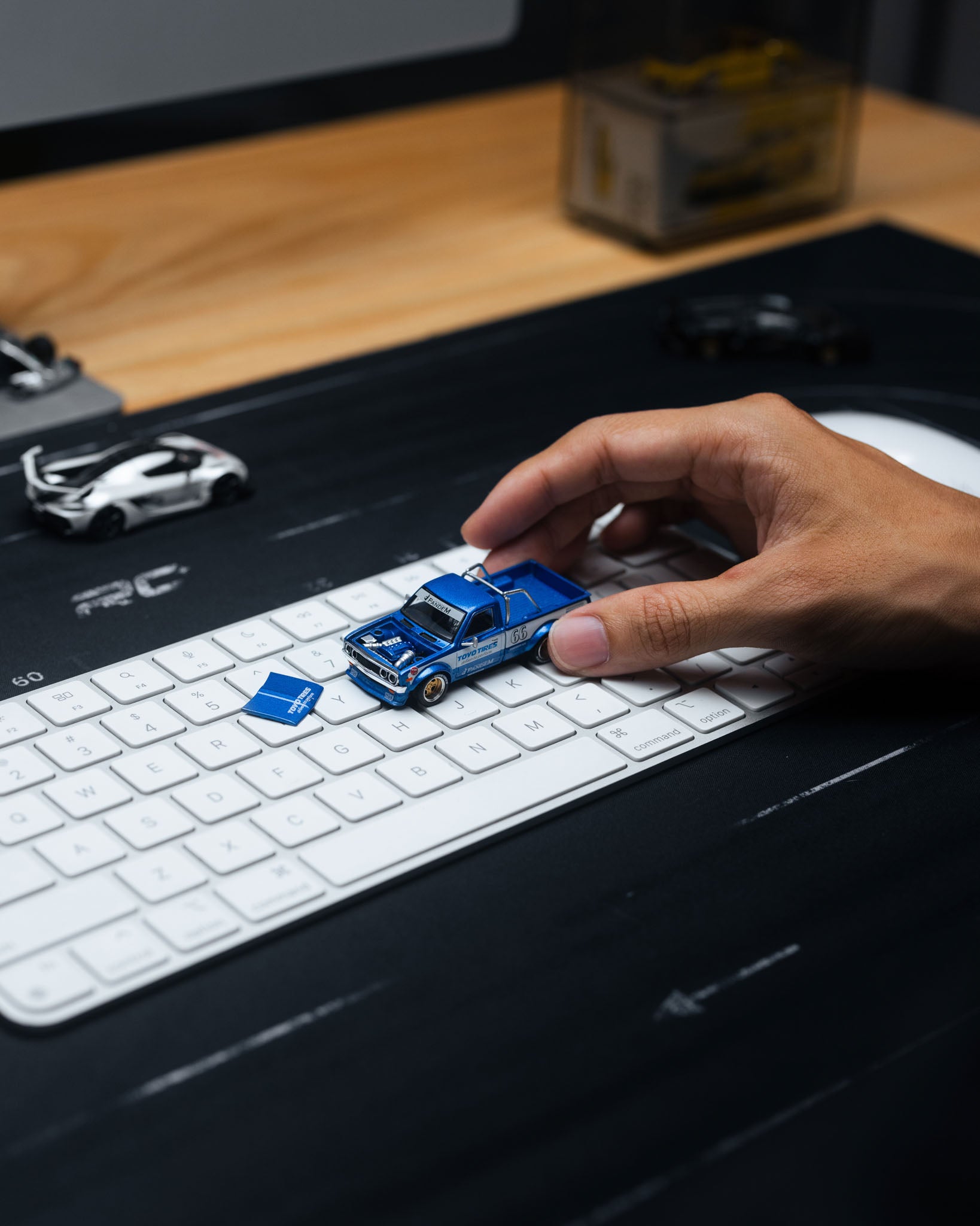 RC STUDIIO RACING PAD AND PARKING 1/64