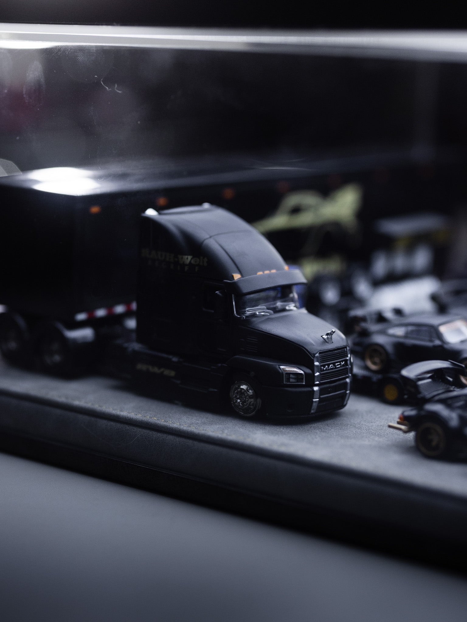 Nakai San 1/64 Porsche Matte Black Collection