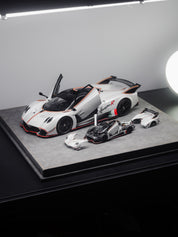 Set 1/18 and 1/64 LCD Pagani Huayra R Matte Pearl White