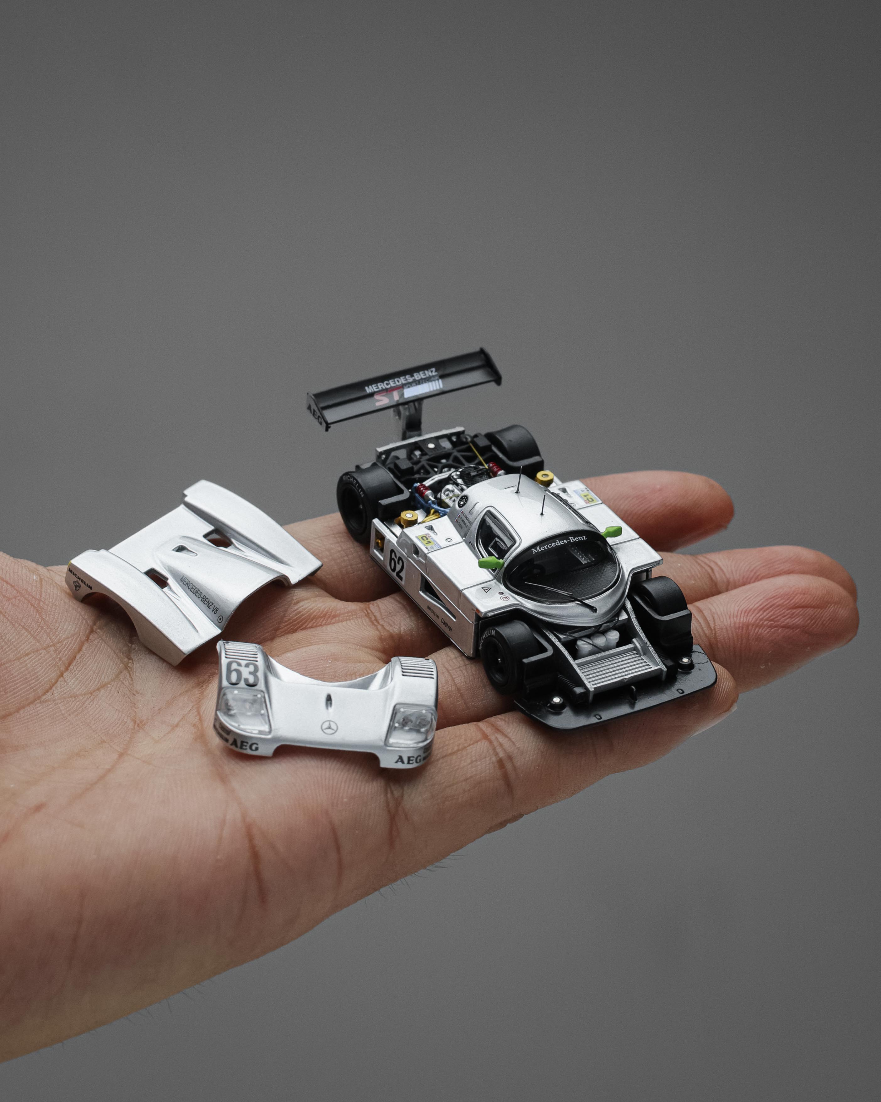 YS MODEL 1:64 MERCEDES BENZ SAUBER C9 #62
