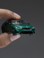 MINIGT 1/64 宝马M5 (G90) 马恩岛绿金属漆