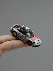 MINI GT：1/64 保时捷 911 Dakar “拉力叔叔” 左舵版
