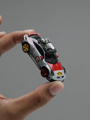 MINI GT：1/64 保时捷 911 Dakar “拉力叔叔” 左舵版
