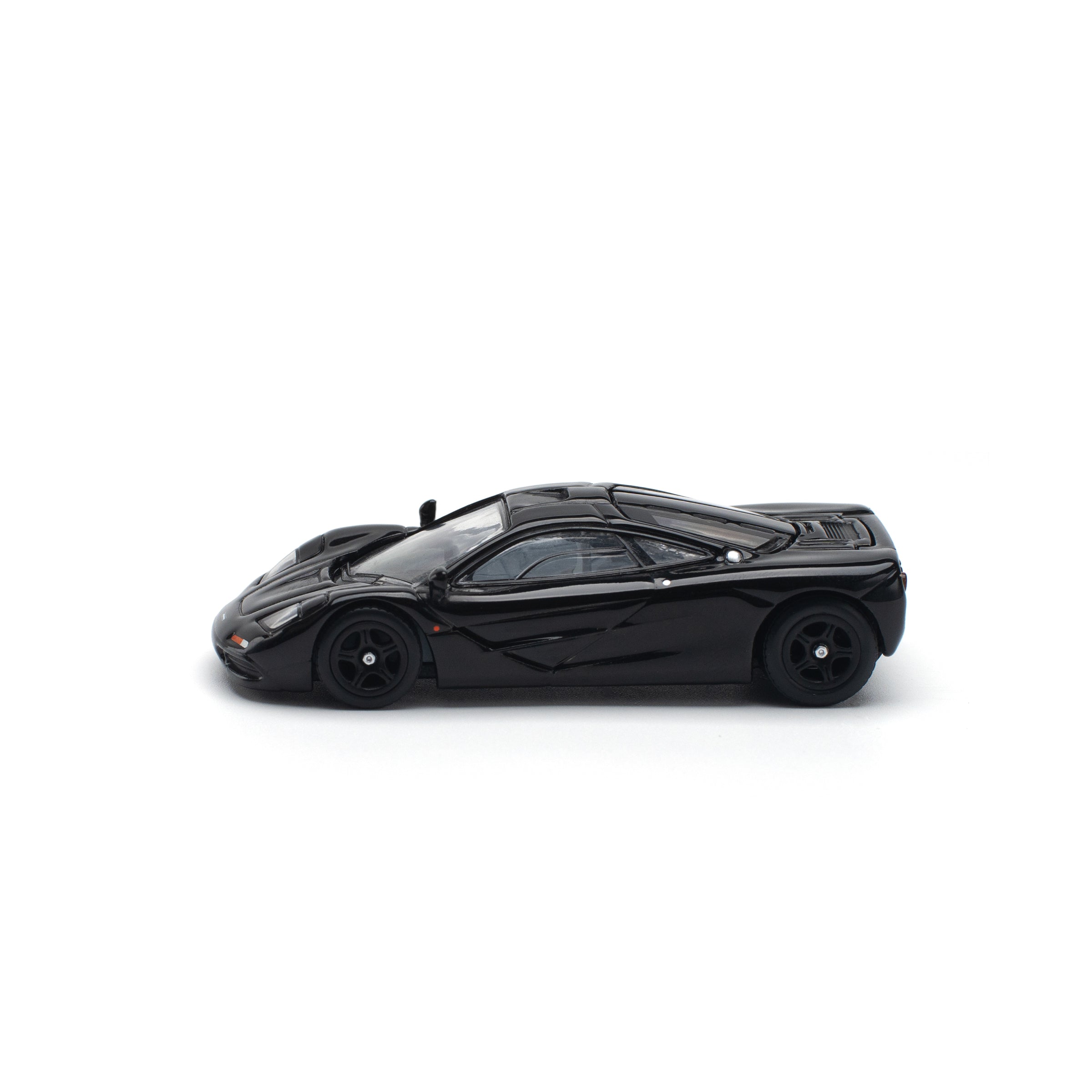 POP Race 1:64 McLAREN F1 - JET BLACK