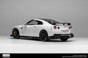 MOTORHELIX - 日产GT-R (R35) Track Edition Engineered by NISMO T-Spec 2022 亮光珍珠白