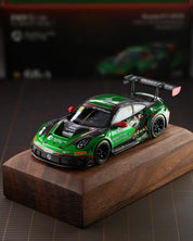 AR Box 1:64 Alloy Model! Licensed Porsche product, 992 GT3 R Track Edition