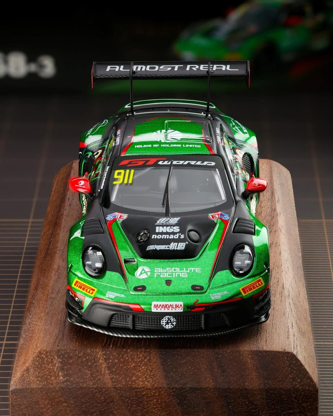 AR Box 1:64 Alloy Model! Licensed Porsche product, 992 GT3 R Track Edition