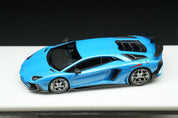TARDIS 1:64 Lamborghini LP750-4SV