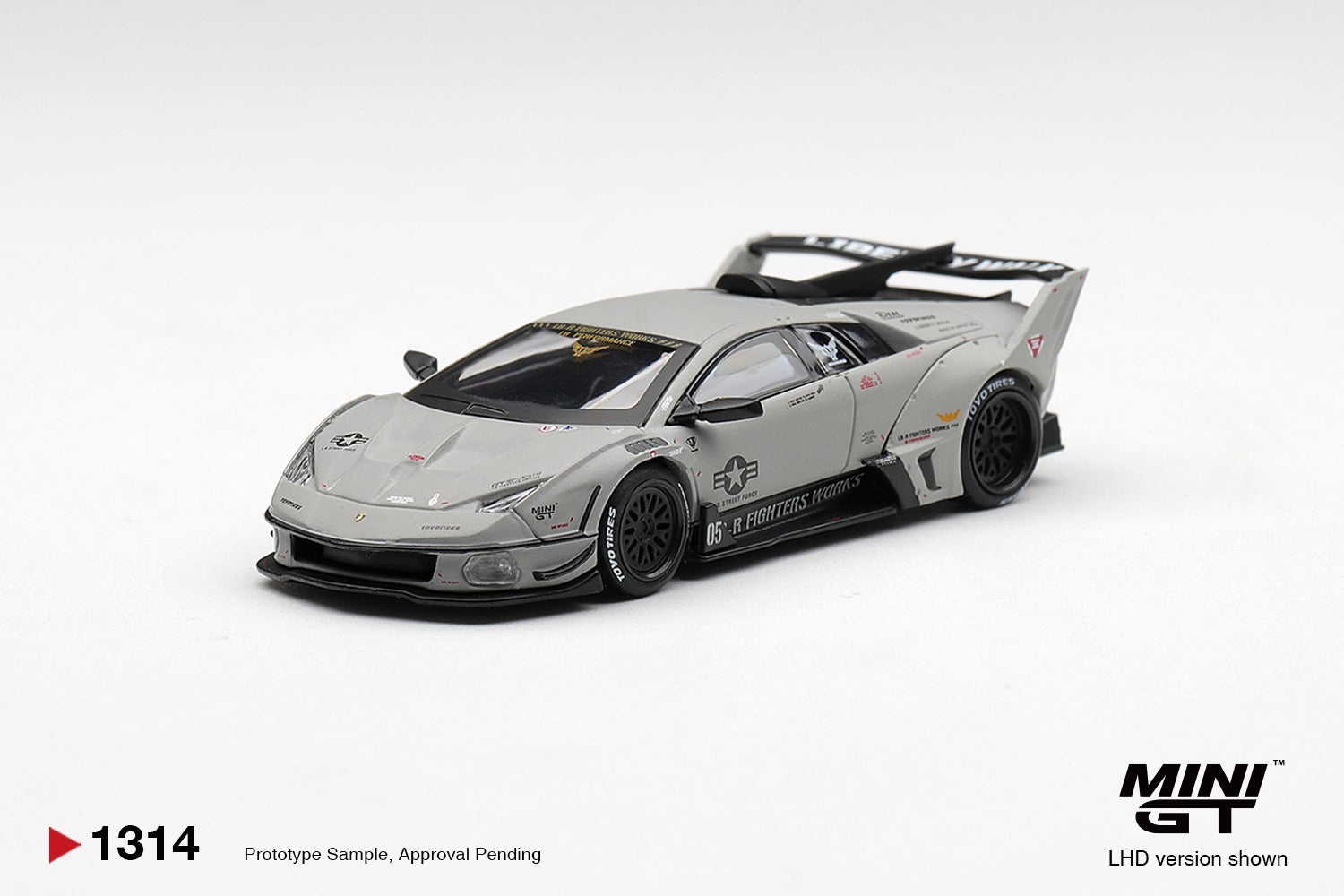 MINIGT 1/64 Lamborghini LB-Silhouette WORKS MURCIELAGO GT Evo Fighter