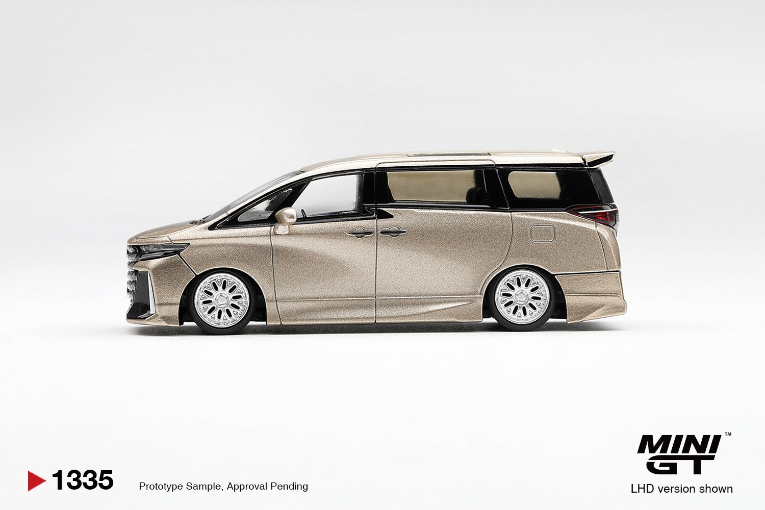 MINIGT 1/64 Toyota Vellfire 40 KUHL Gold Metallic