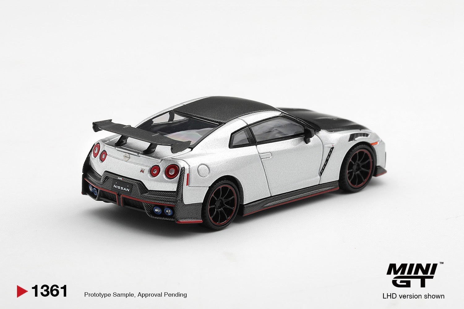 MINIGT 1/64 Nissan GT-R NISMO 2024 Silver